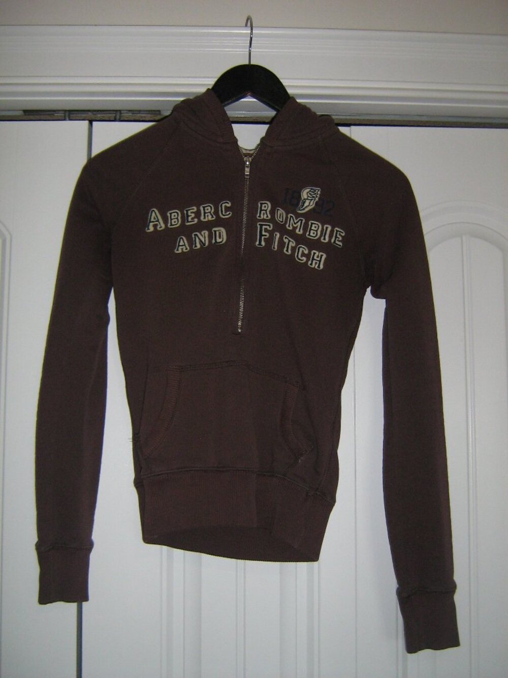 Vintage abercrombie and fitch long sleeve half zip up hoodie